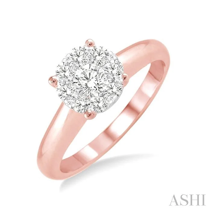 ROUND SHAPE LOVEBRIGHT ESSENTIAL DIAMOND RING