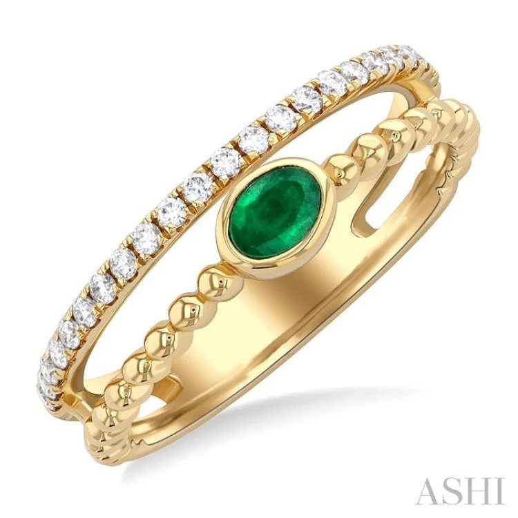 1/5 ctw round Cut Diamonds and 4X3MM Oval Shape Emerald Precious Fashion Split Twin Ring in 10K Yellow Gold